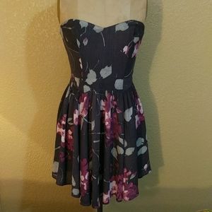 Strapless Floral Patterned Dress